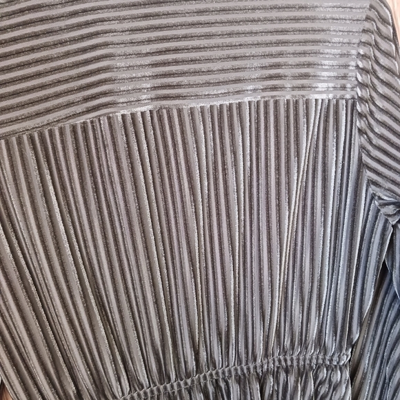 Lucidy Velvet Ribbed Fully Lined Long Sleeve Midi Dress - Picture 5 of 13